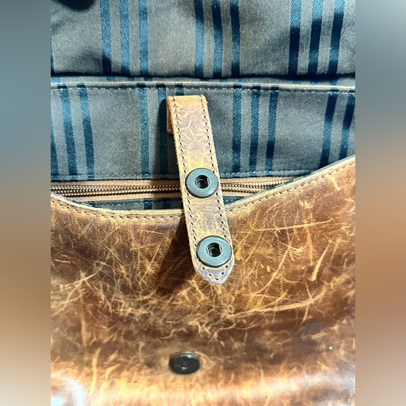 Frye Brown Women’s Leather Shoulder Bag - Picture 8 of 16